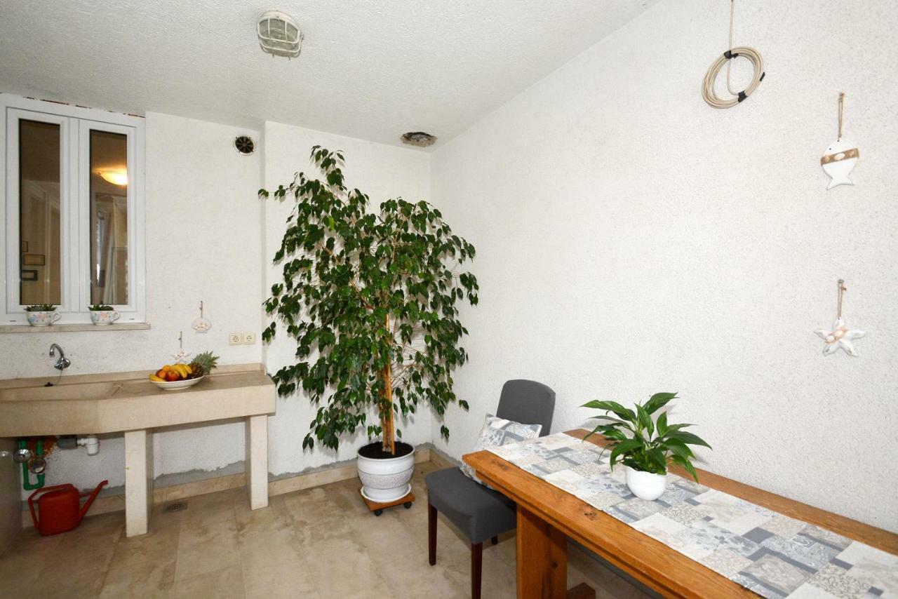 Apartman Vanja Omiš Εξωτερικό φωτογραφία